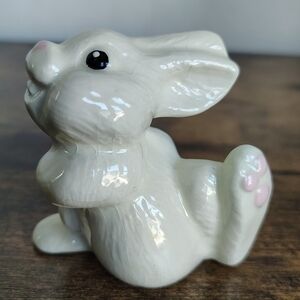 Vintage Easter Bunny Figurine White Ceramic 2.5” Tall Thumper Running Bunny